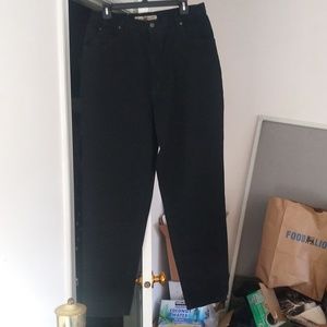 Gloria Vanderbilt signature label size 16 medium 100% cotton.